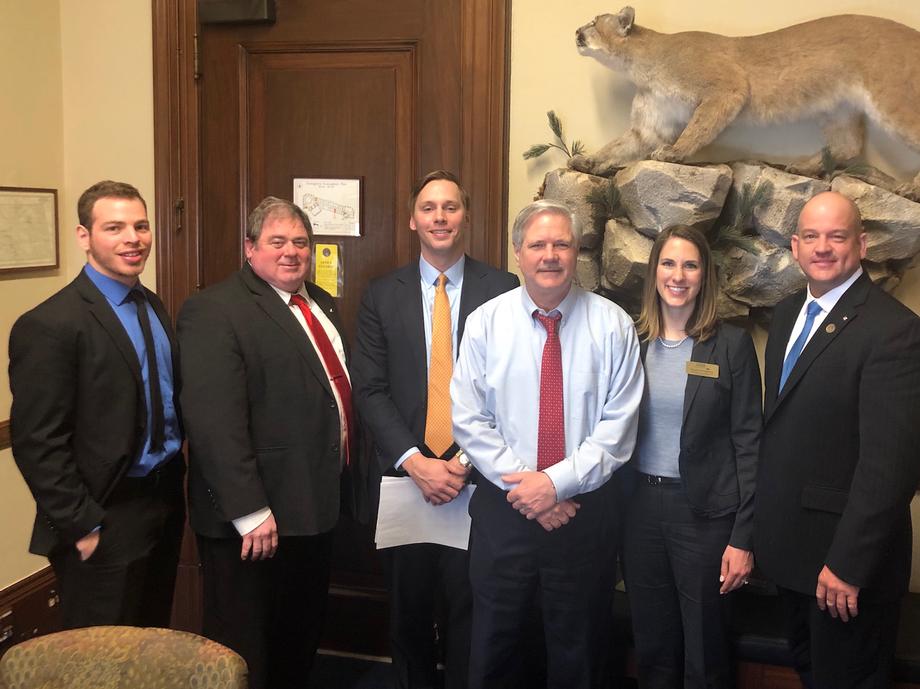April 2019 - Senator Hoeven meets with crop insurers from North Dakota.
